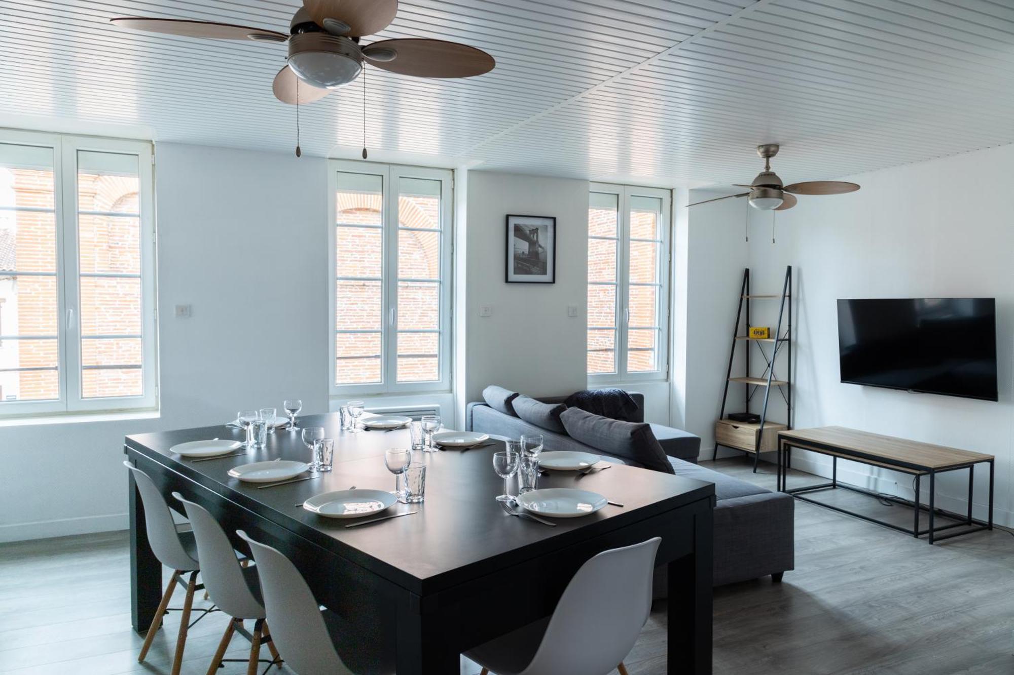 Grand Duplex Avec Billard